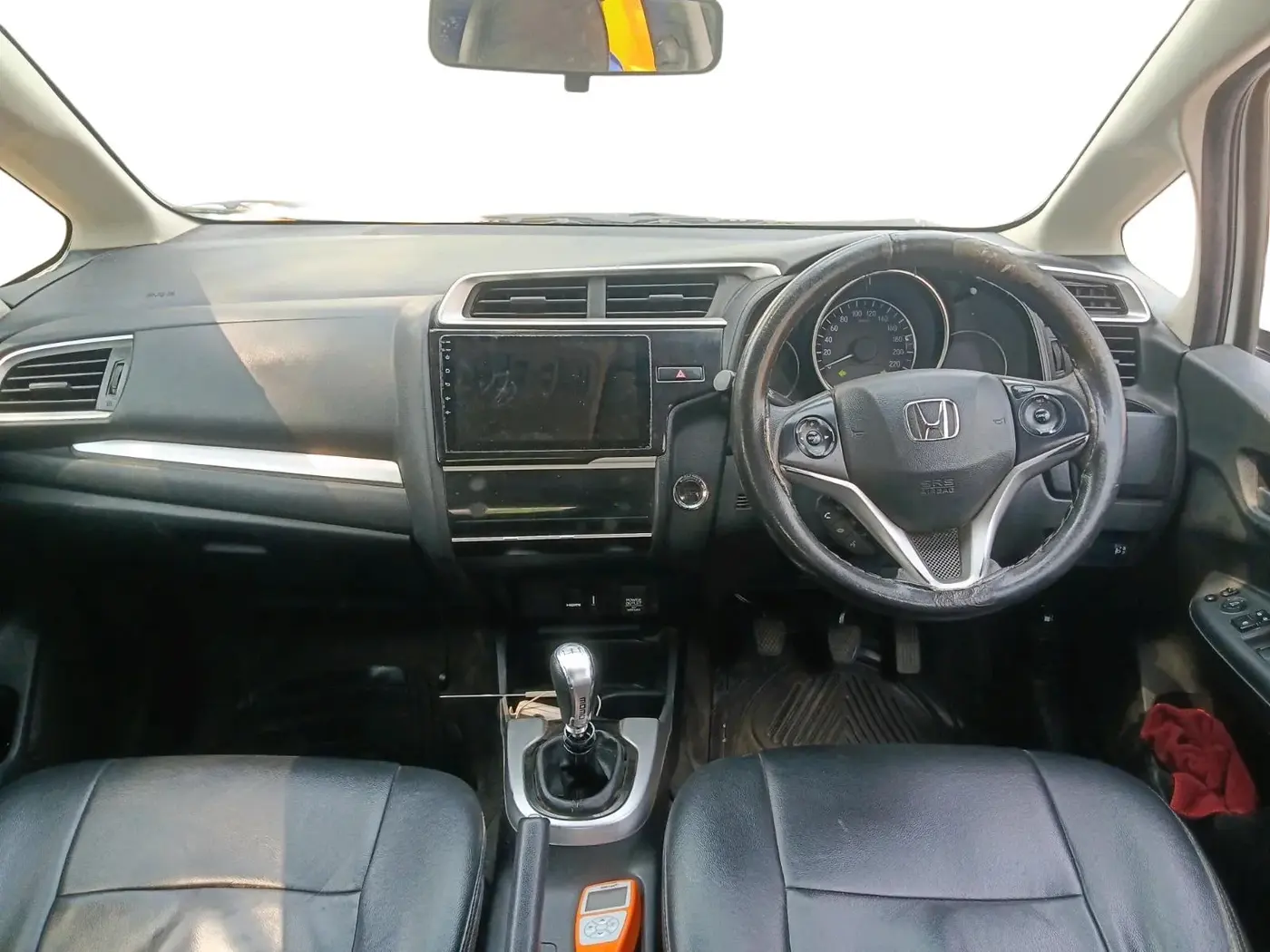 2017 Honda WR-V 1.5L I-DTEC VX MT, Diesel, Manual, 1,32,168 km, interior