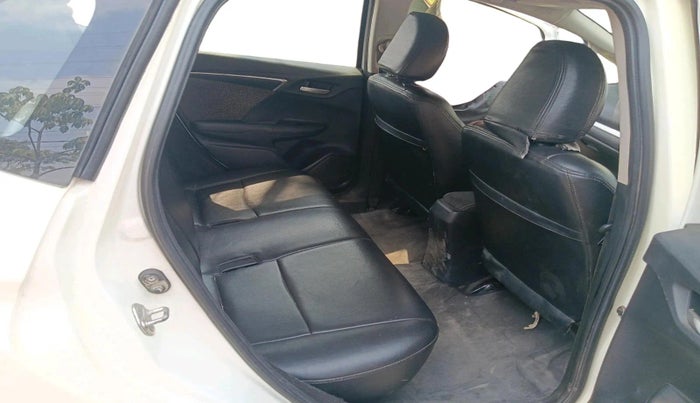 2017 Honda WR-V 1.5L I-DTEC VX MT, Diesel, Manual, 1,32,168 km, interior