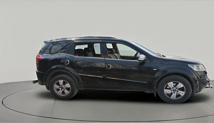 2013 Mahindra XUV500 W8, Diesel, Manual, 1,59,504 km, exterior