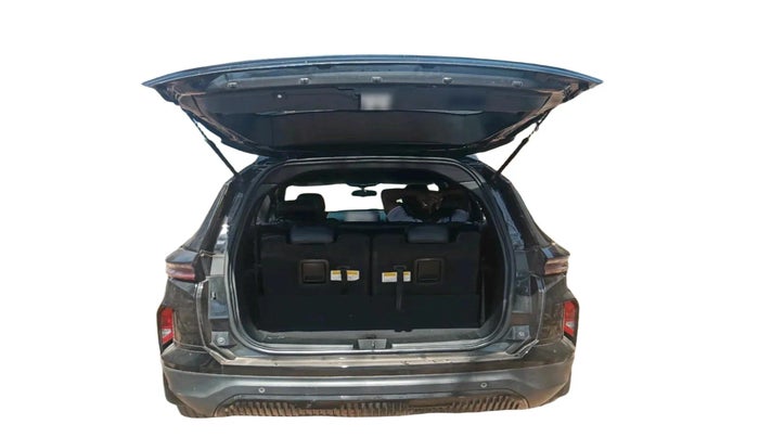 2024 Tata Safari ADVENTURE PLUS DARK EDITION AT, Diesel, Automatic, 19,489 km, exterior