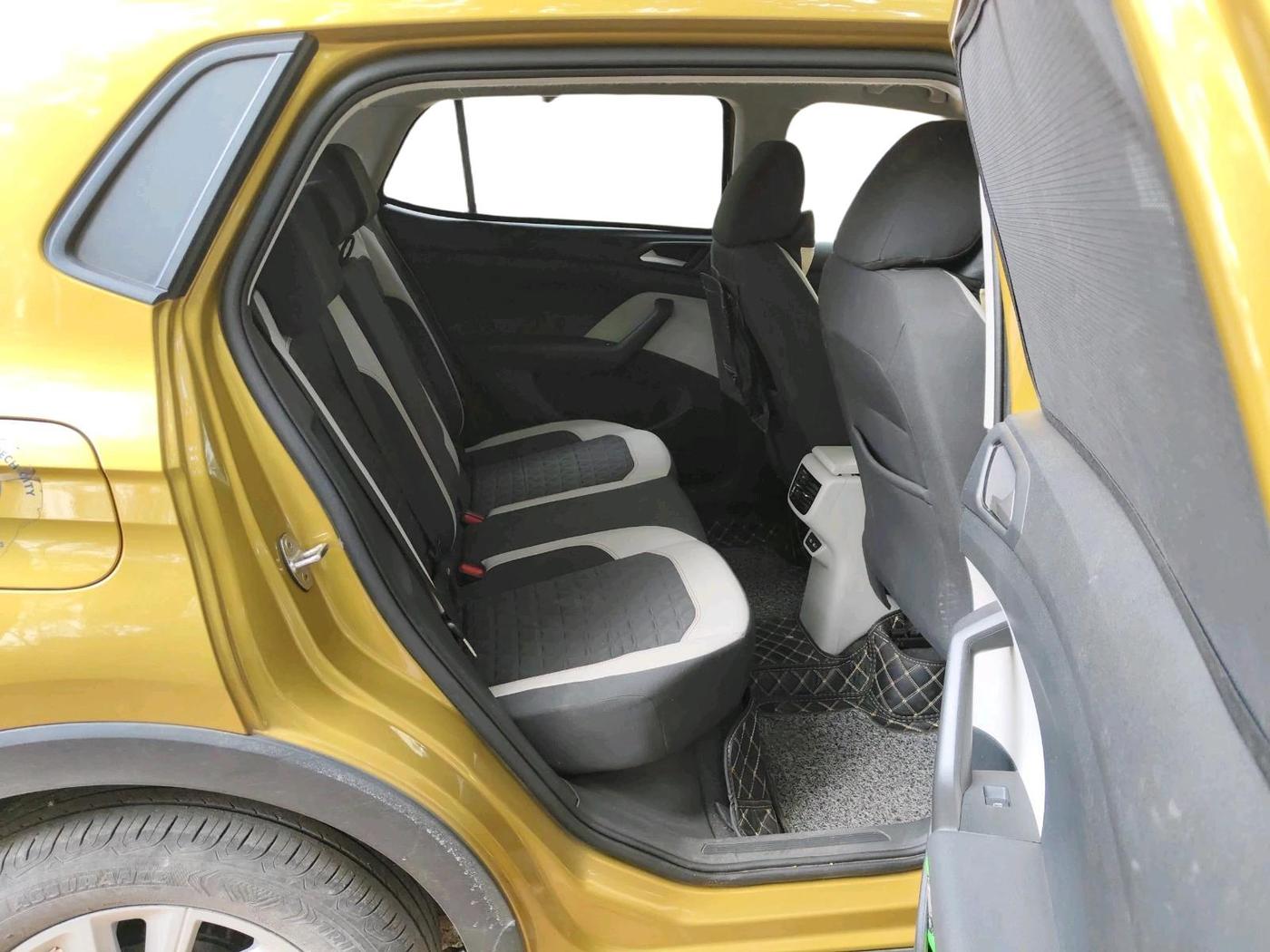 2022 Volkswagen TAIGUN GT 1.5 TSI MT, Petrol, Manual, 38,106 km, interior