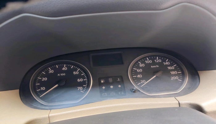 2014 Nissan Terrano XL D PLUS, Diesel, Manual, 1,84,000 km, interior