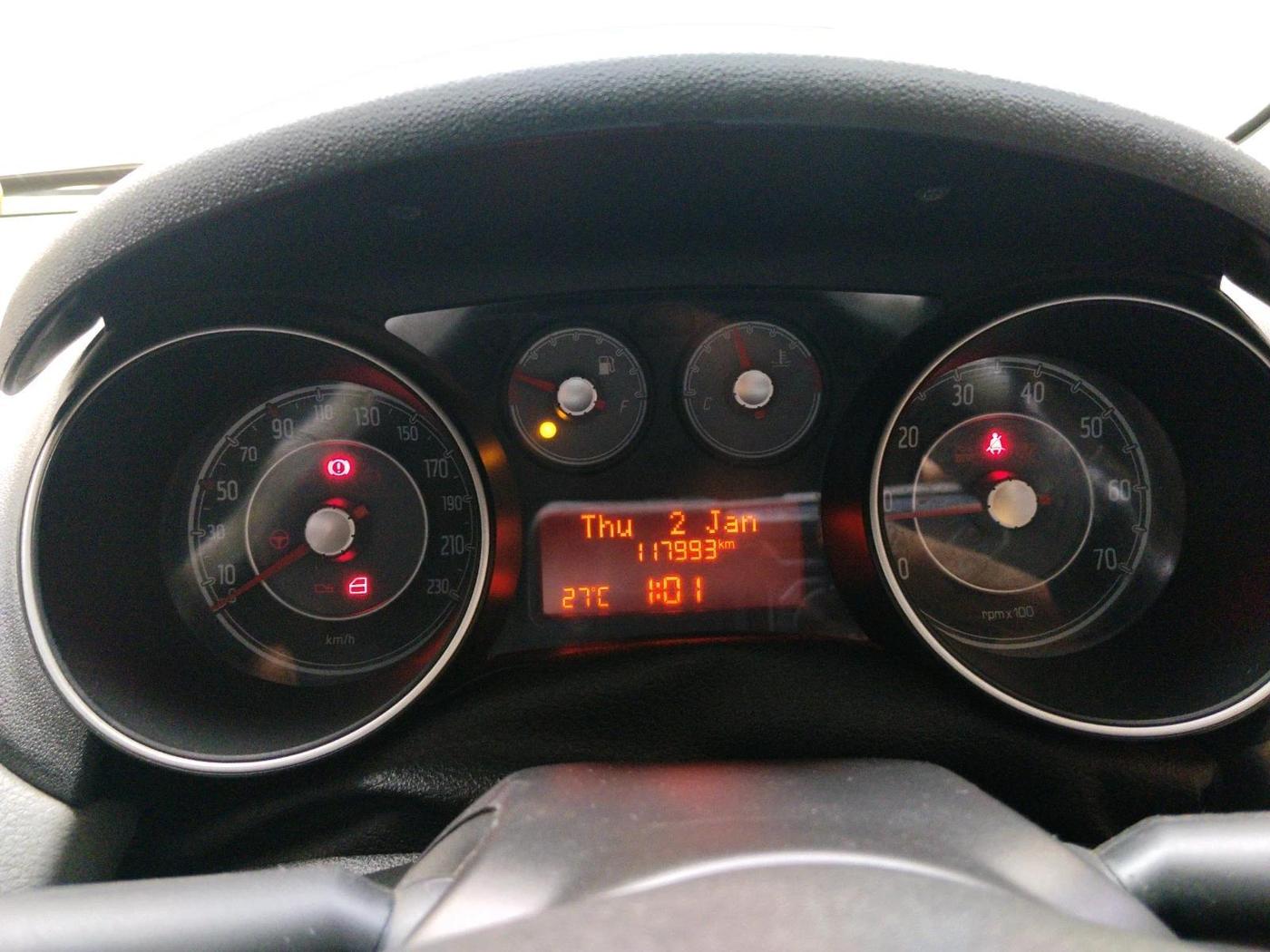 2014 Fiat Avventura EMOTION MULTIJET 1.3, Diesel, Manual, 1,17,993 km, interior