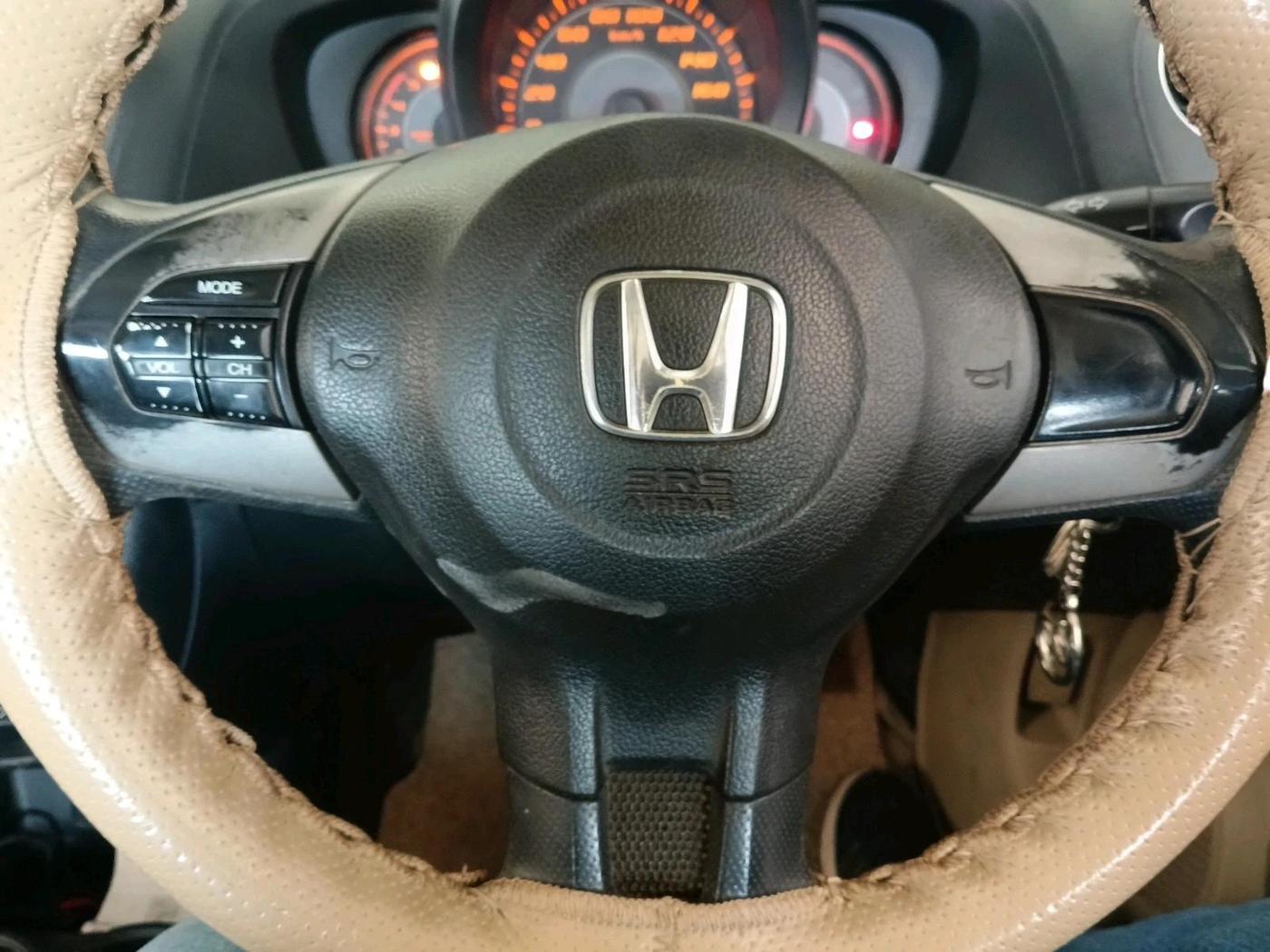 2014 Honda Amaze 1.5L I-DTEC S, Diesel, Manual, 90,506 km, interior
