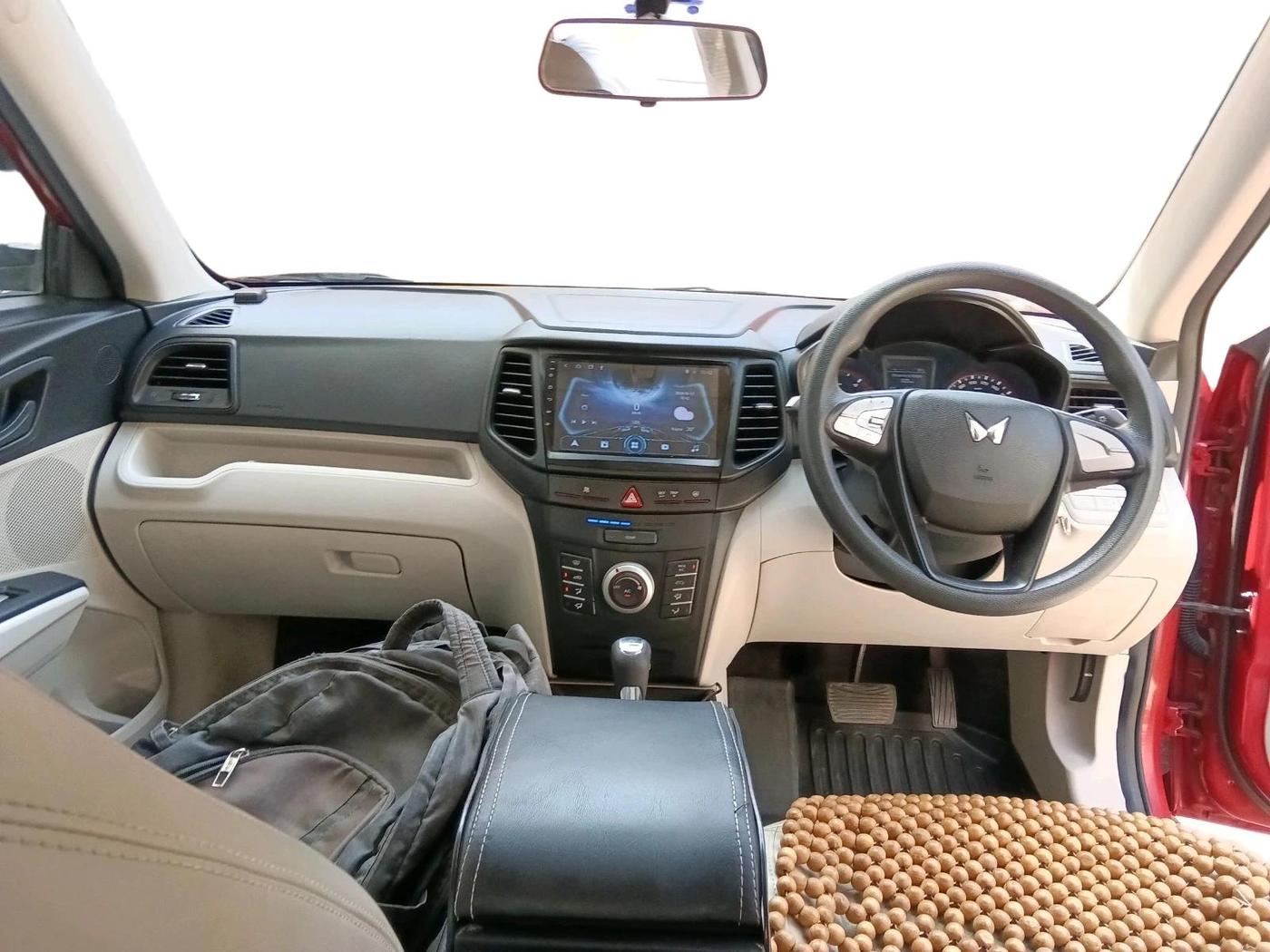 2022 Mahindra XUV300 W6 1.5 DIESEL AMT, Diesel, Automatic, 65,166 km, interior