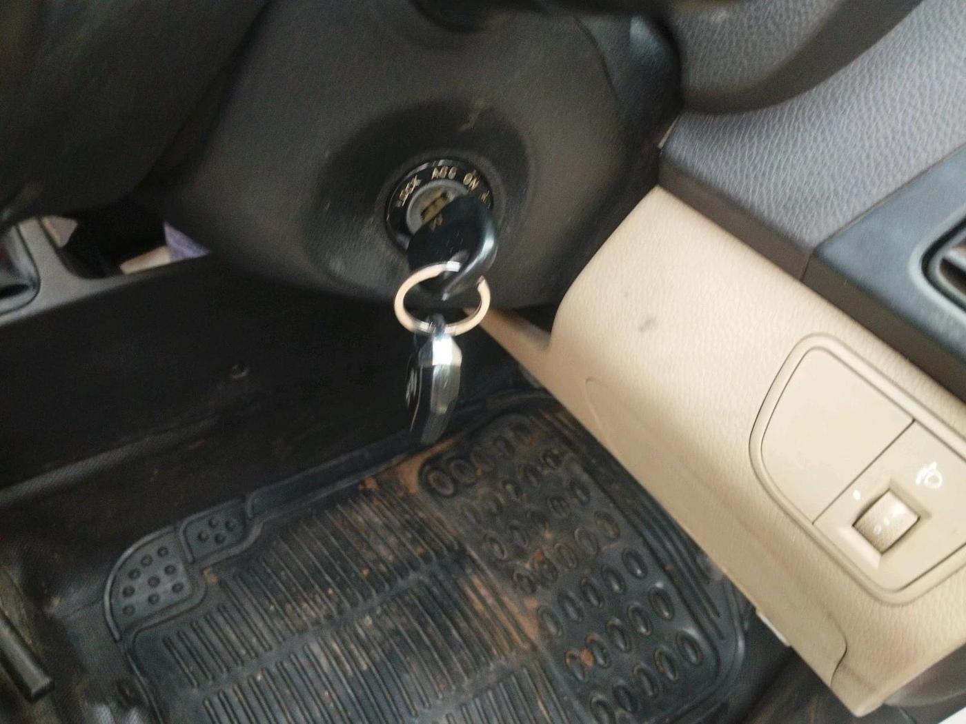 2012 Hyundai Eon D-LITE+, Petrol, Manual, 97,991 km, interior