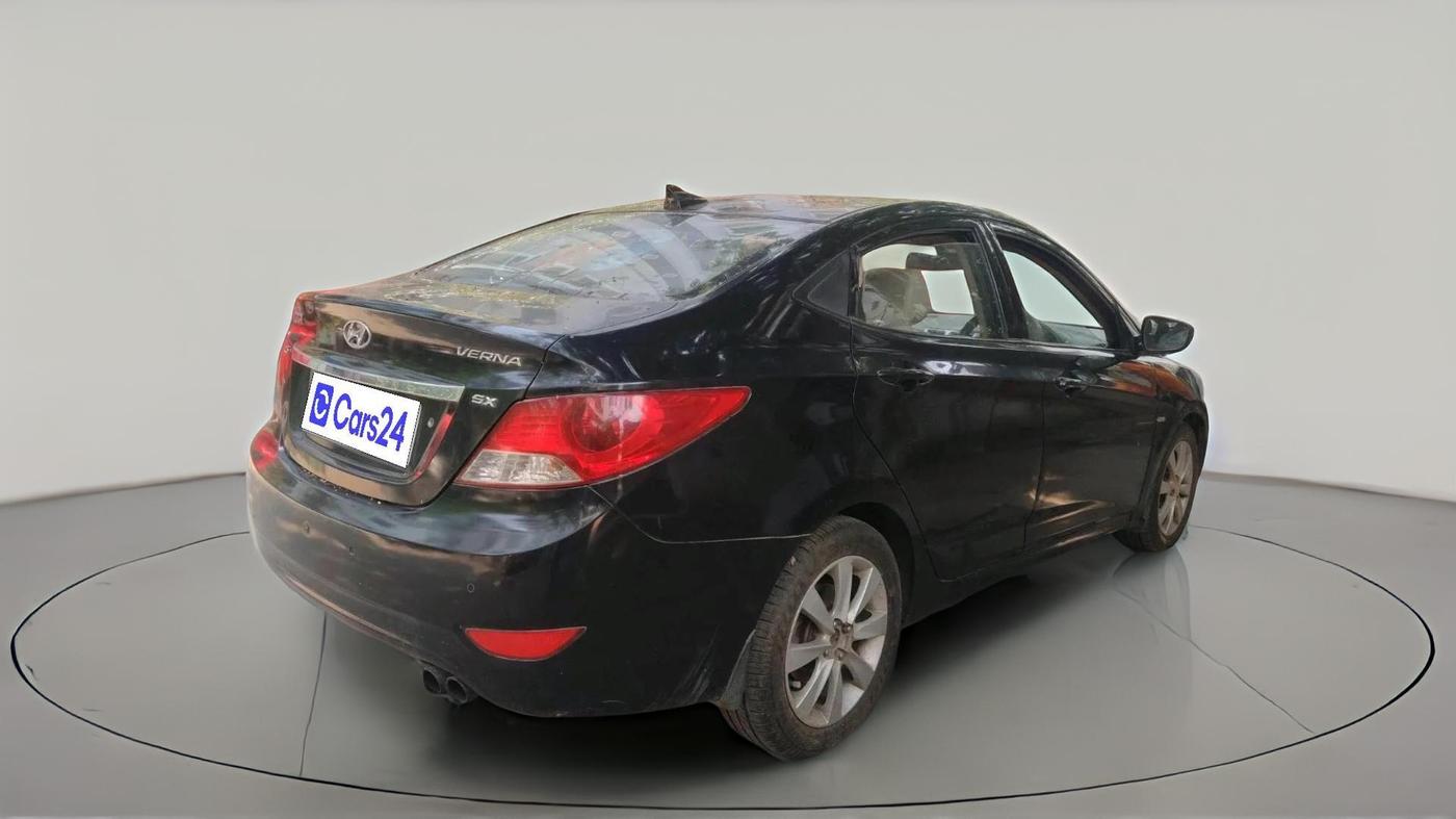 2012 Hyundai Verna FLUIDIC 1.6 CRDI SX, Diesel, Manual, 73,362 km, exterior