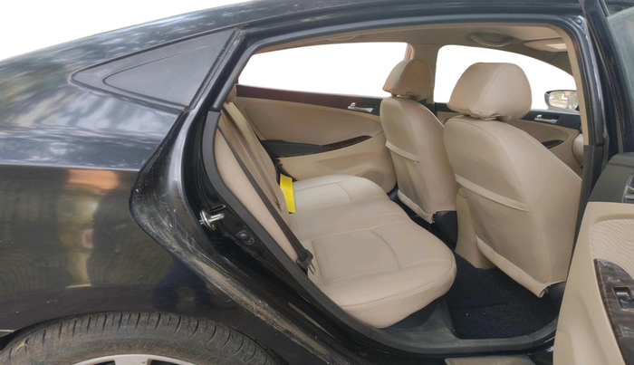 2012 Hyundai Verna FLUIDIC 1.6 CRDI SX, Diesel, Manual, 73,362 km, interior