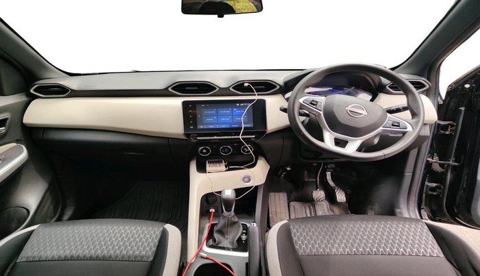 2022 Nissan MAGNITE XV TURBO CVT, Petrol, Automatic, 48,103 km, interior