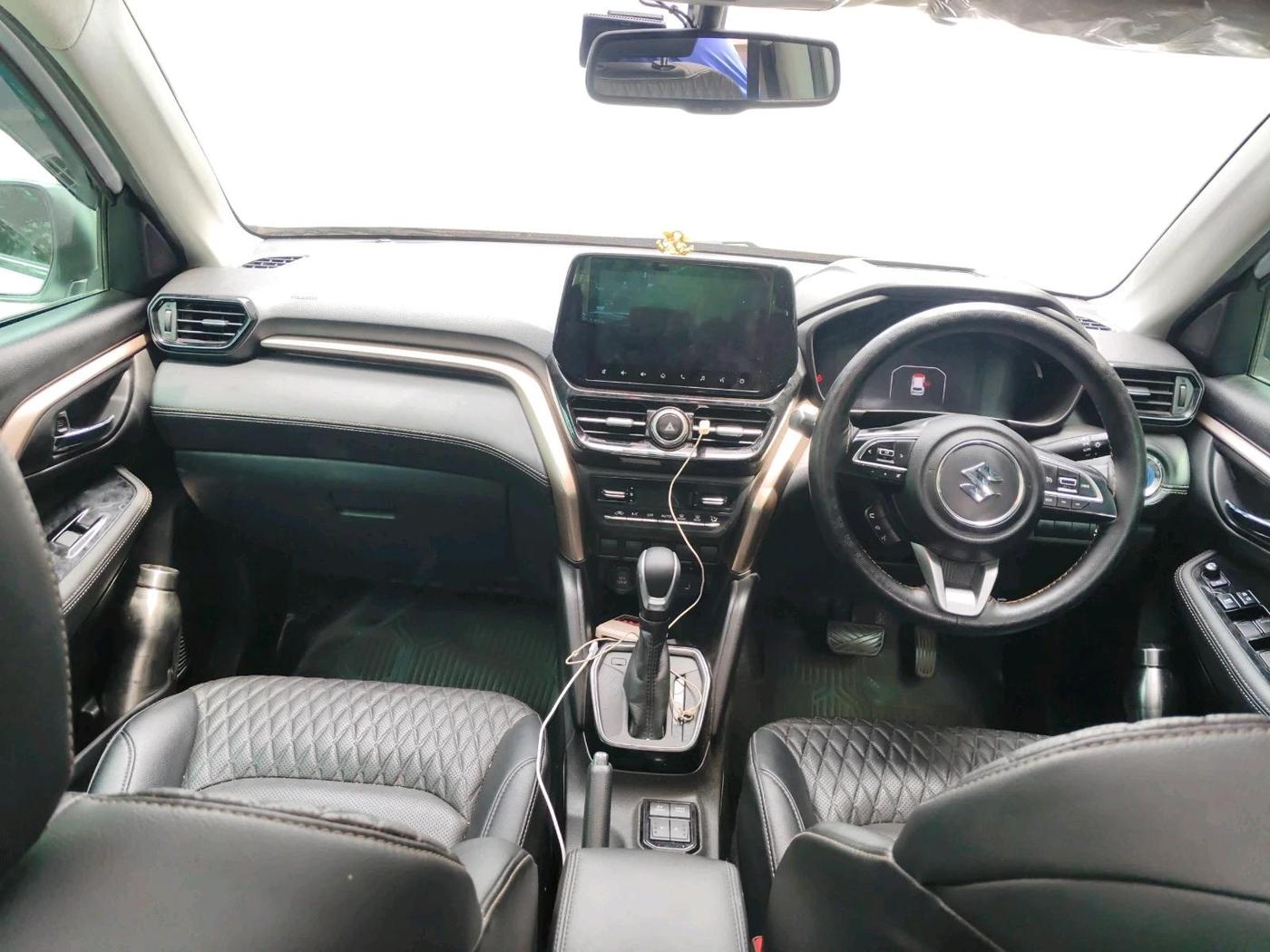 2023 Maruti Grand Vitara ALPHA PLUS HYBRID ECVT, Hybrid, Automatic, 77,318 km, interior
