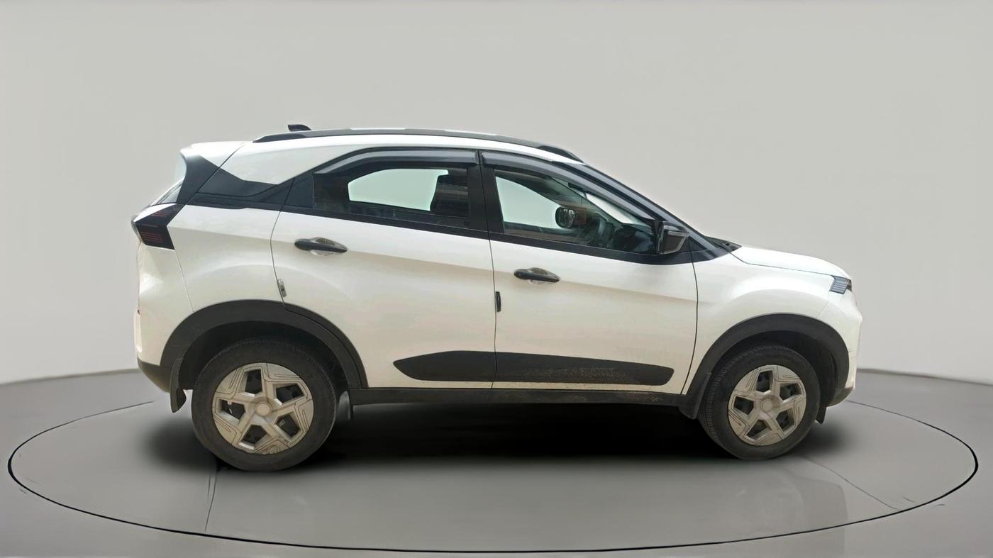 2024 Tata NEXON Pure S 1.2 Revotron 6AMT, Petrol, Automatic, 37,503 km, exterior