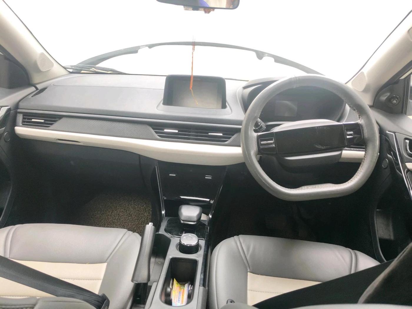 2024 Tata NEXON Pure S 1.2 Revotron 6AMT, Petrol, Automatic, 37,503 km, interior