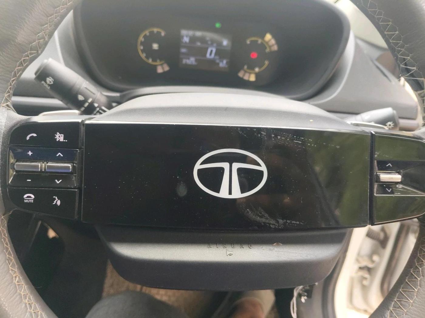 2024 Tata NEXON Pure S 1.2 Revotron 6AMT, Petrol, Automatic, 37,503 km, interior