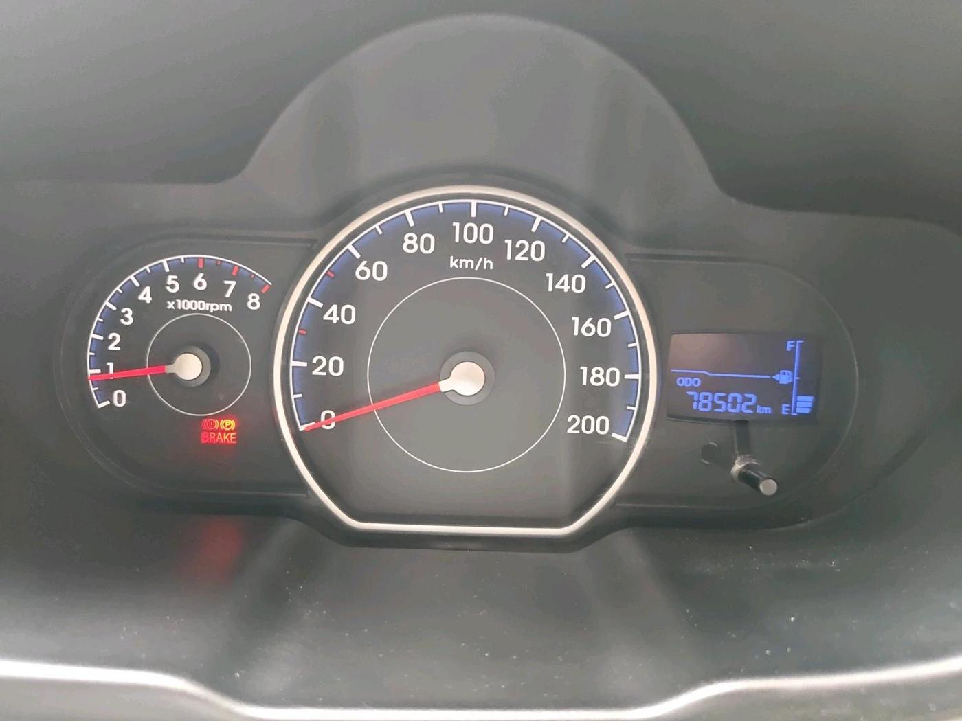 2016 Hyundai i10 SPORTZ 1.1, Petrol, Manual, 78,502 km, interior
