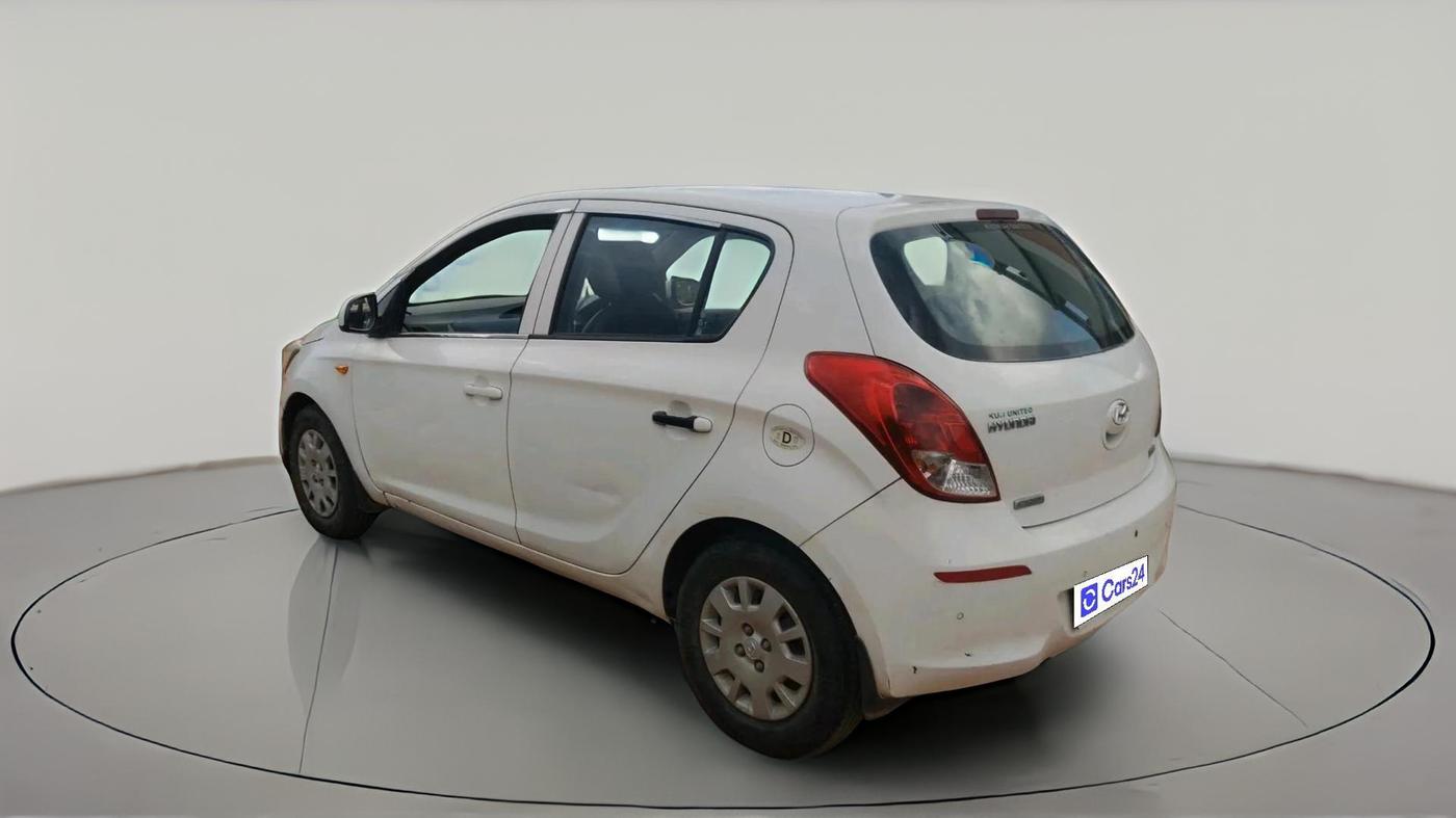 2013 Hyundai i20 MAGNA 1.4 CRDI, Diesel, Manual, 1,42,148 km, exterior