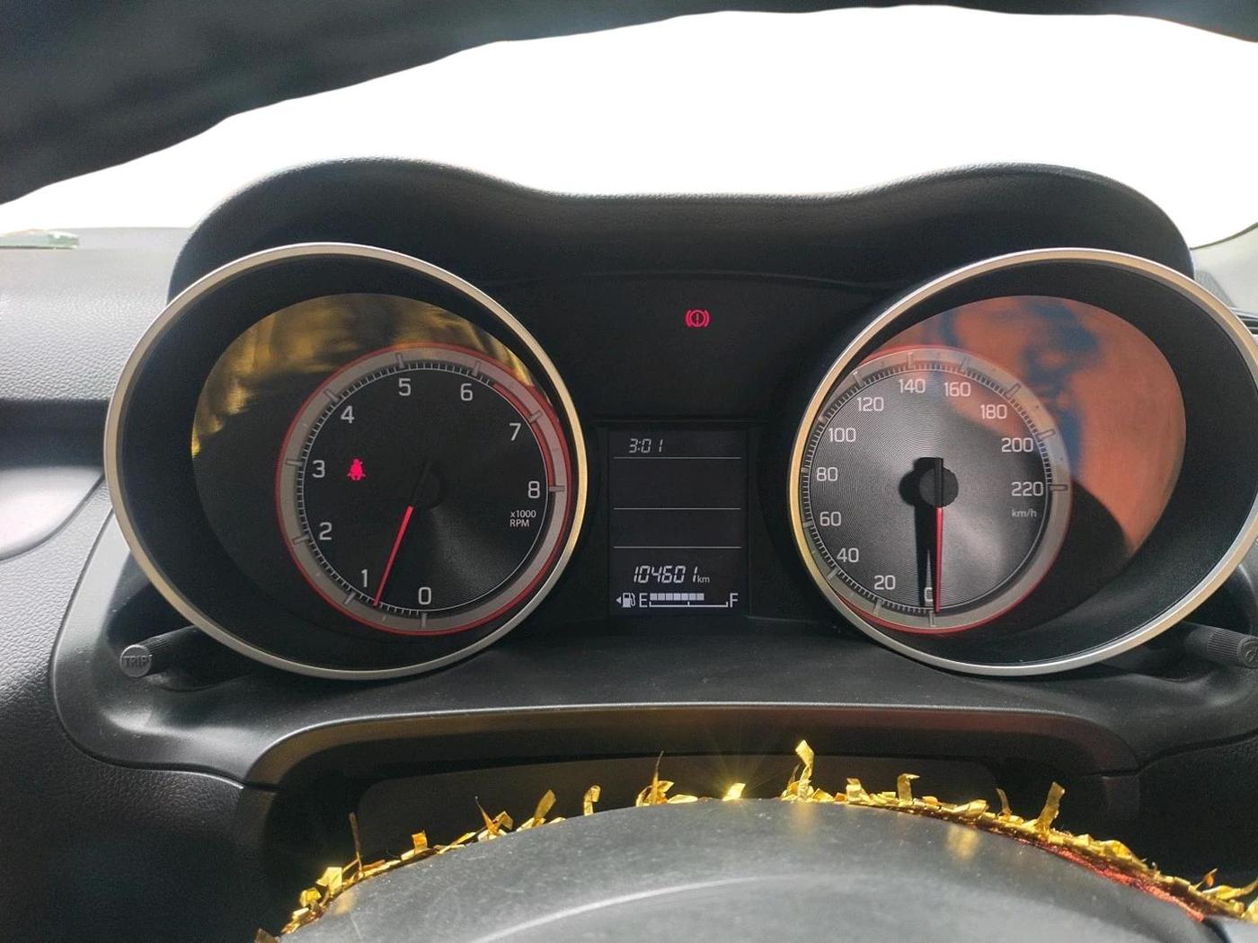 2021 Maruti Swift VXI, Petrol, Manual, 1,04,601 km, interior
