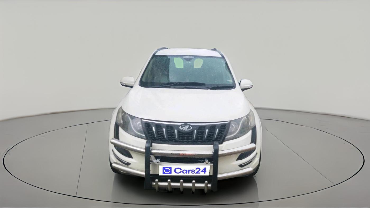 2015 Mahindra XUV500 W6, Diesel, Manual, 1,34,074 km, exterior