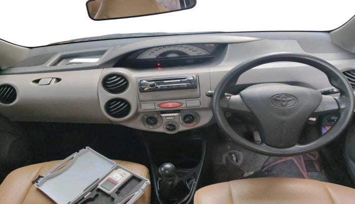 2011 Toyota Etios G, Petrol, Manual, 80,216 km, interior
