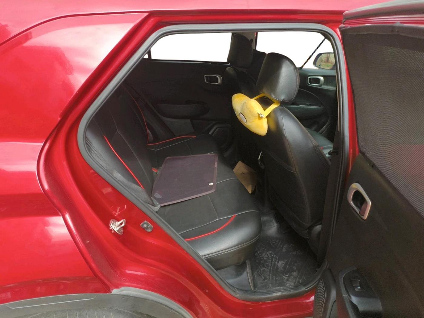 2022 Hyundai VENUE S 1.2, Petrol, Manual, 44,416 km, interior