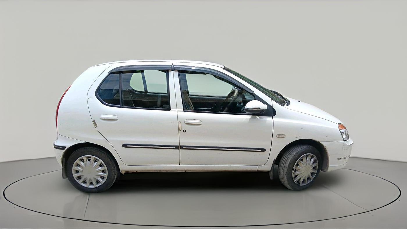 2016 Tata Indica EV2 LX, Diesel, Manual, 1,12,618 km, exterior