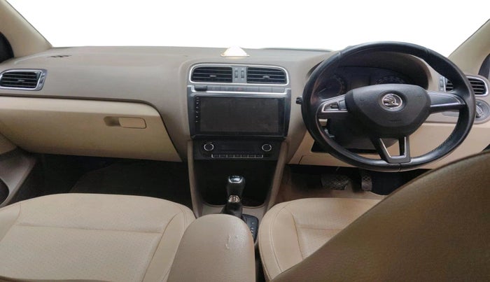 2016 Skoda Rapid 1.5 TDI CR STYLE PLUS AT, Diesel, Automatic, 1,34,303 km, interior