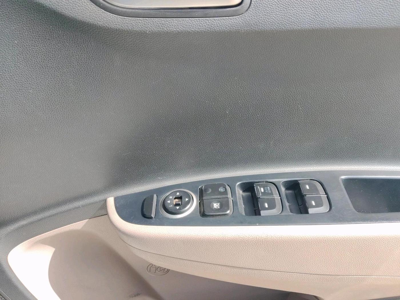 2017 Hyundai Xcent S 1.2 CRDI, Diesel, Manual, 1,32,770 km, interior