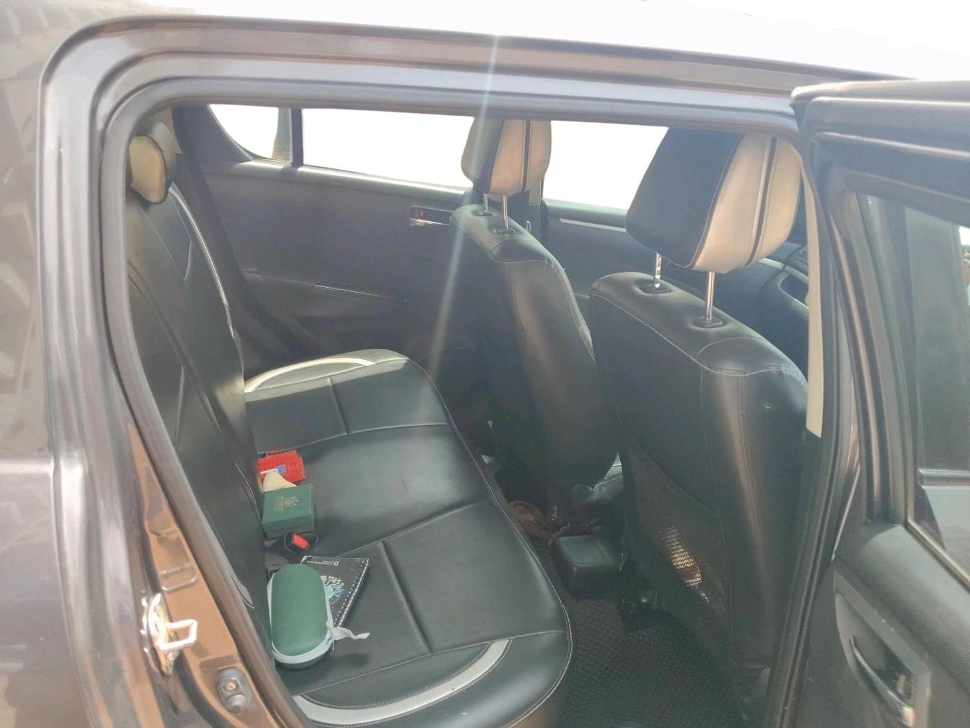 2016 Maruti Swift ZXI, Petrol, Manual, 44,631 km, interior