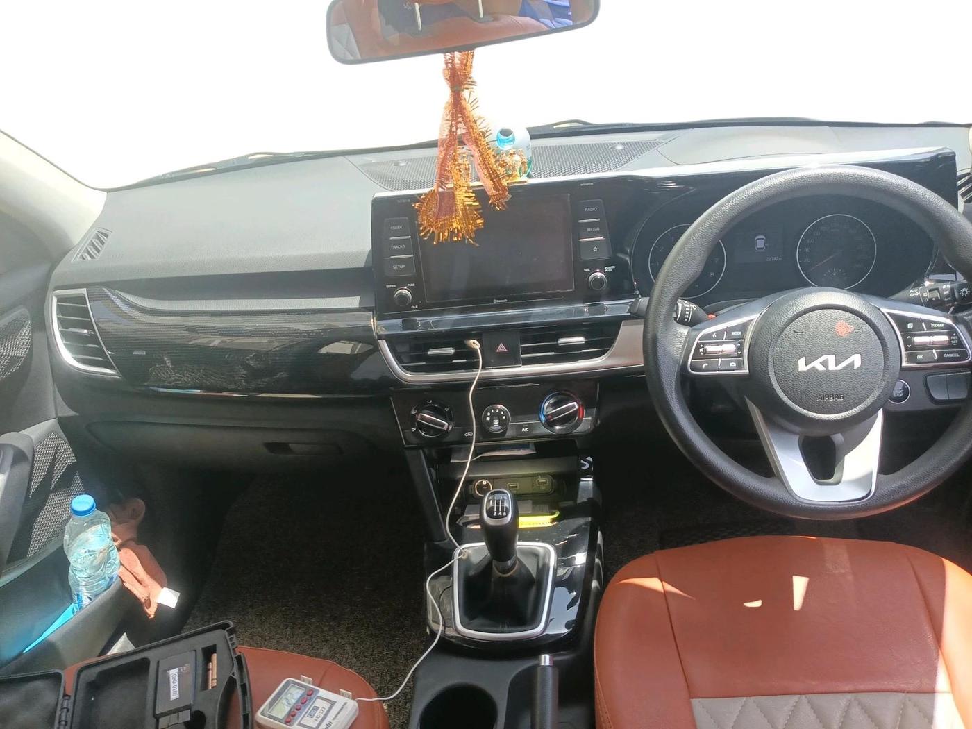2022 KIA SELTOS HTK PLUS 1.5, Petrol, Manual, 22,742 km, interior