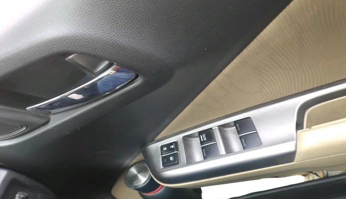 2014 Honda City 1.5L I-DTEC V, Diesel, Manual, 1,09,150 km, interior