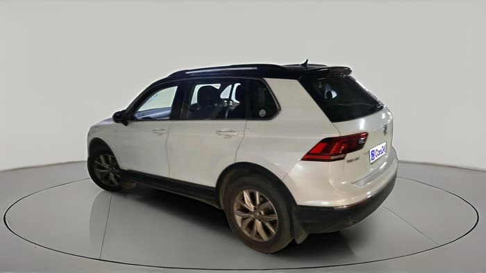 2017 Volkswagen TIGUAN COMFORTLINE TDI AT, Diesel, Automatic, 2,31,022 km, exterior