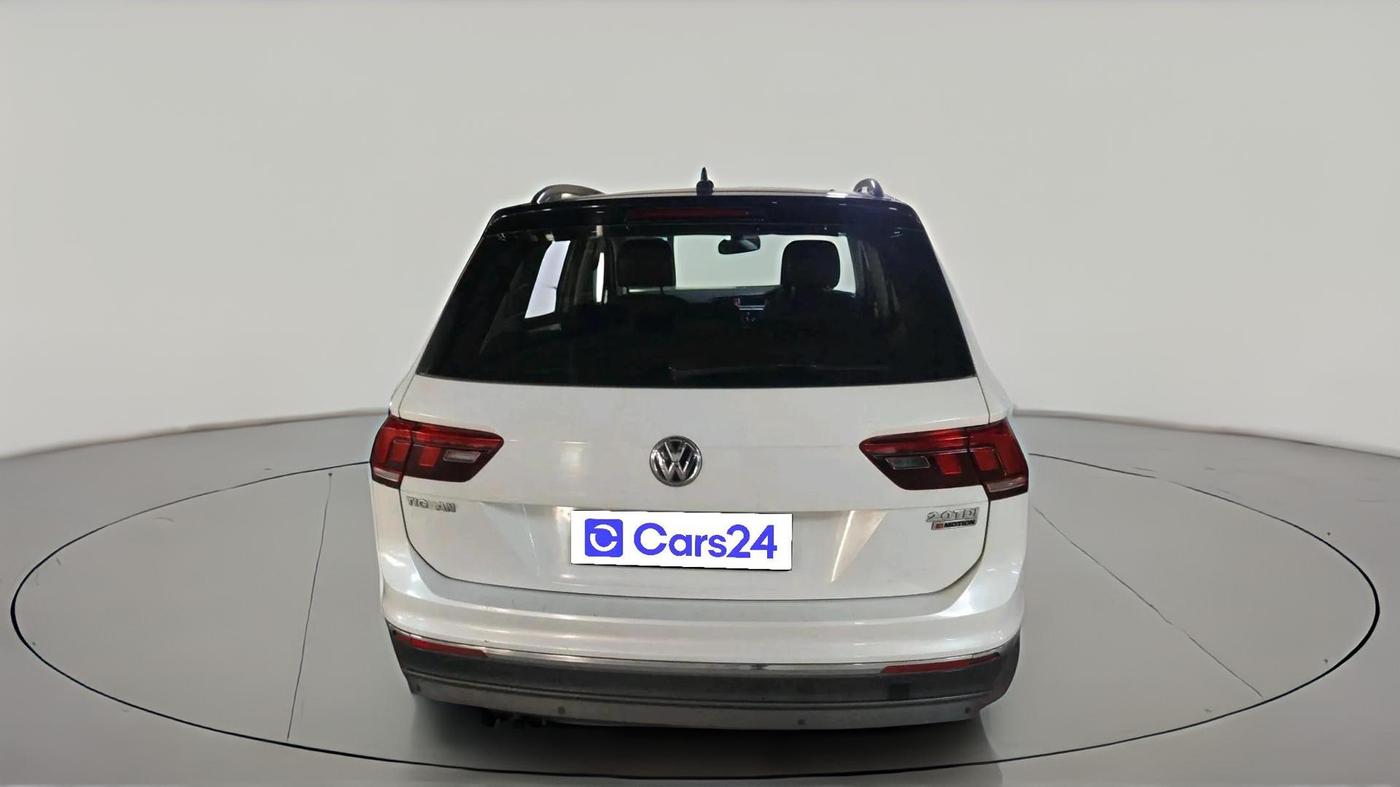2017 Volkswagen TIGUAN COMFORTLINE TDI AT, Diesel, Automatic, 2,31,022 km, exterior
