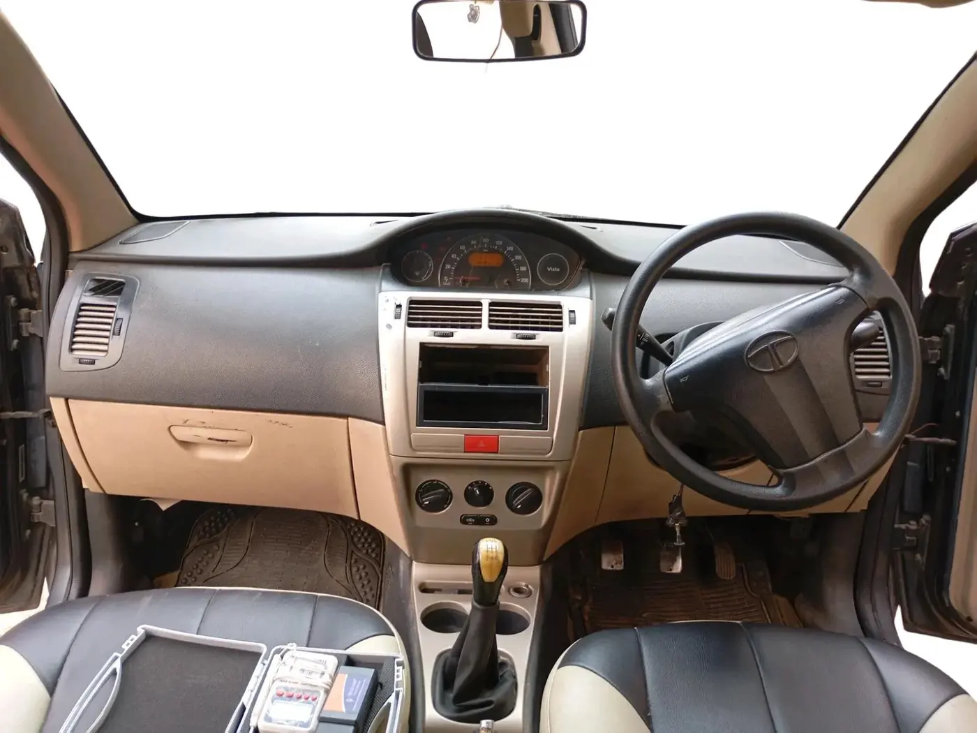 2012 Tata Indica Vista LS TDI, Diesel, Manual, 1,84,813 km, interior
