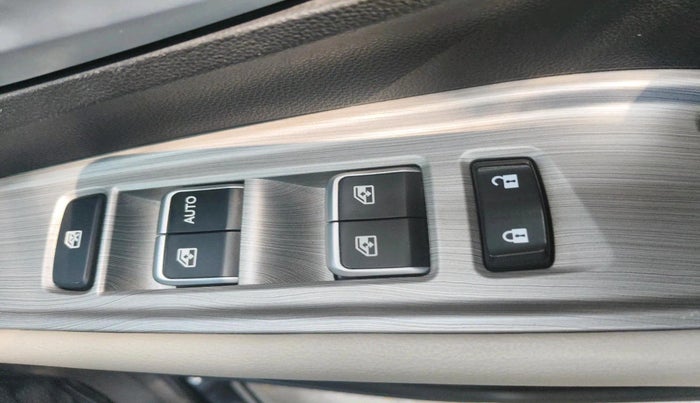 2023 MG HECTOR SHARP PRO 1.5 PETROL TURBO CVT PETROL, Petrol, Automatic, 12,546 km, interior