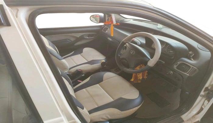 2013 Tata Indigo ECS LX TDI, Diesel, Manual, 1,26,316 km, interior