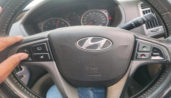 2012 Hyundai i20 SPORTZ 1.2, Petrol, Manual, 90,022 km, interior