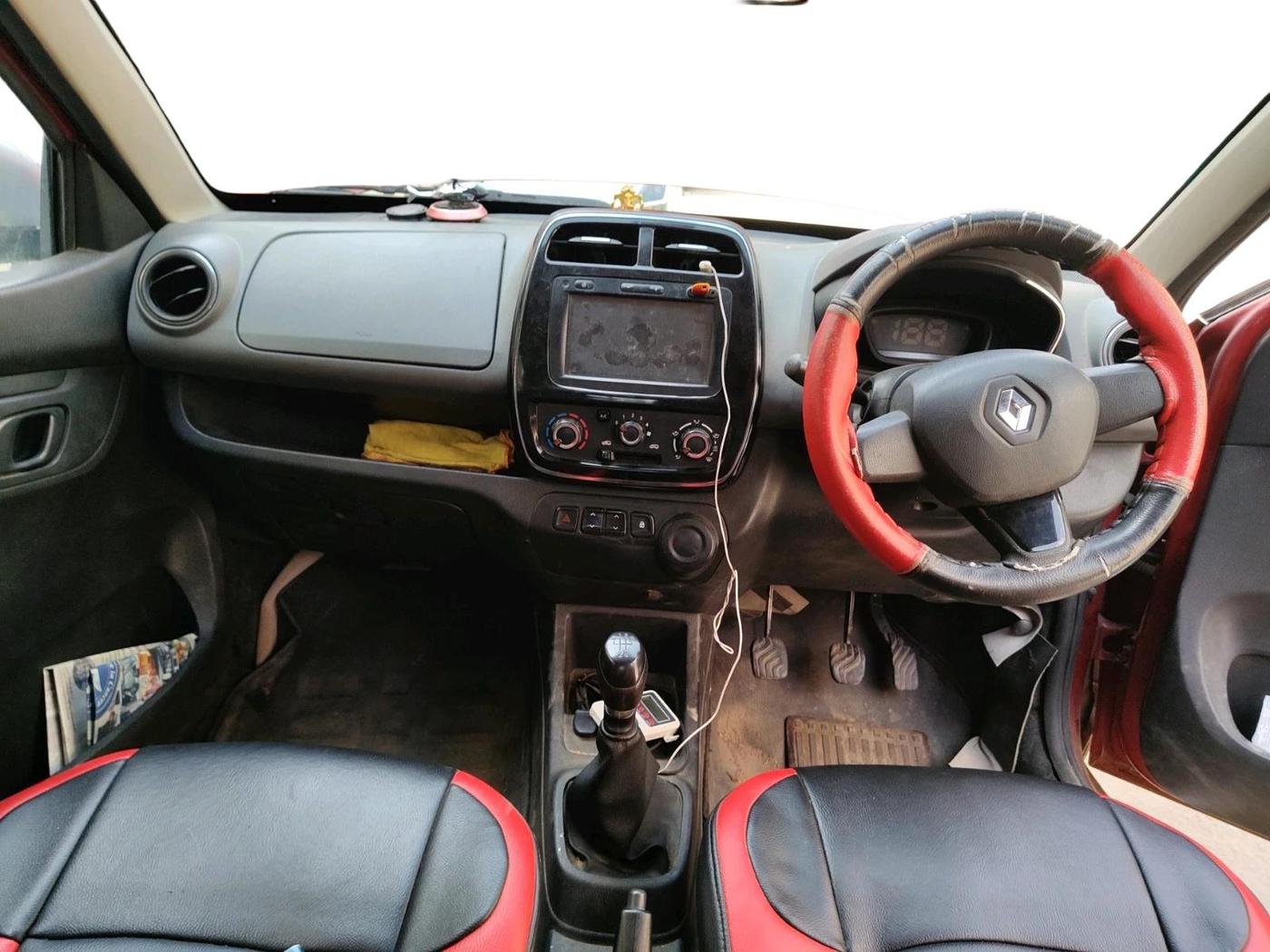 2017 Renault Kwid RXT 1.0, Petrol, Manual, 78,788 km, interior