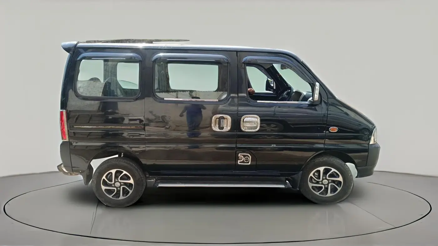 2024 Maruti Eeco 7 STR STD 1.2, Petrol, Manual, 4,883 km, exterior