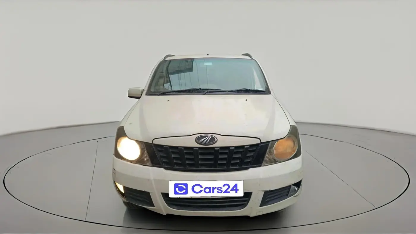 2012 Mahindra Quanto C6, Diesel, Manual, 1,24,132 km, exterior