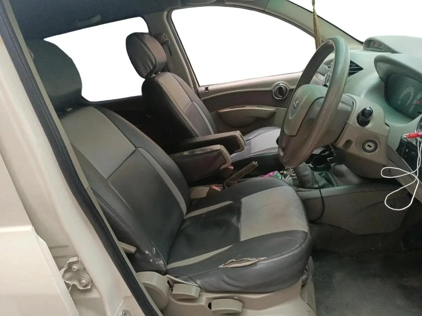 2012 Mahindra Quanto C6, Diesel, Manual, 1,24,132 km, interior