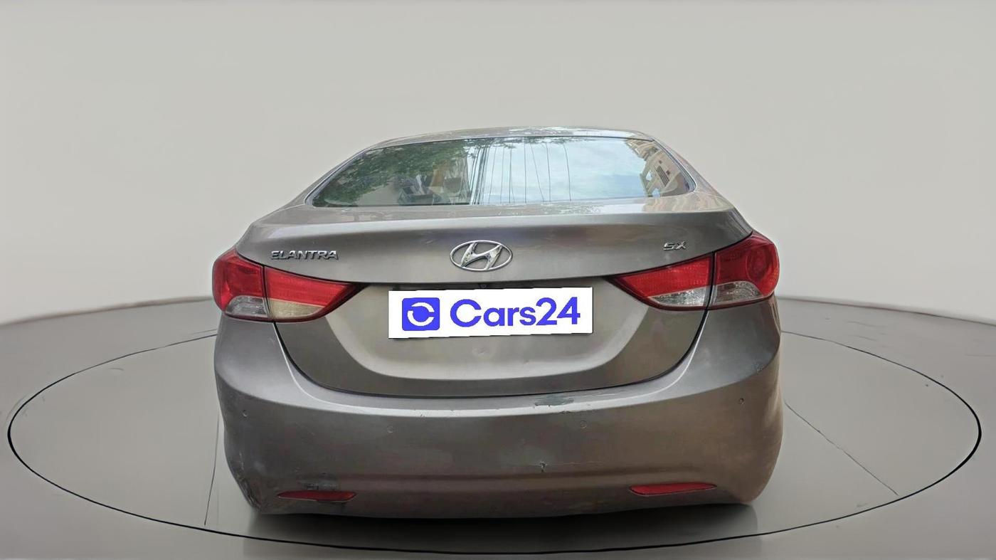 2013 Hyundai New Elantra 1.6 SX AT DIESEL, Diesel, Automatic, 1,25,517 km, exterior