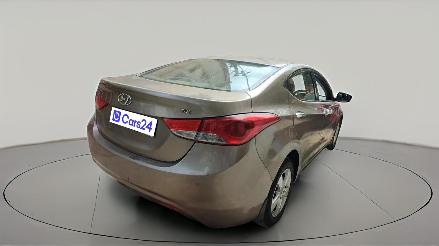 2013 Hyundai New Elantra 1.6 SX AT DIESEL, Diesel, Automatic, 1,25,517 km, exterior