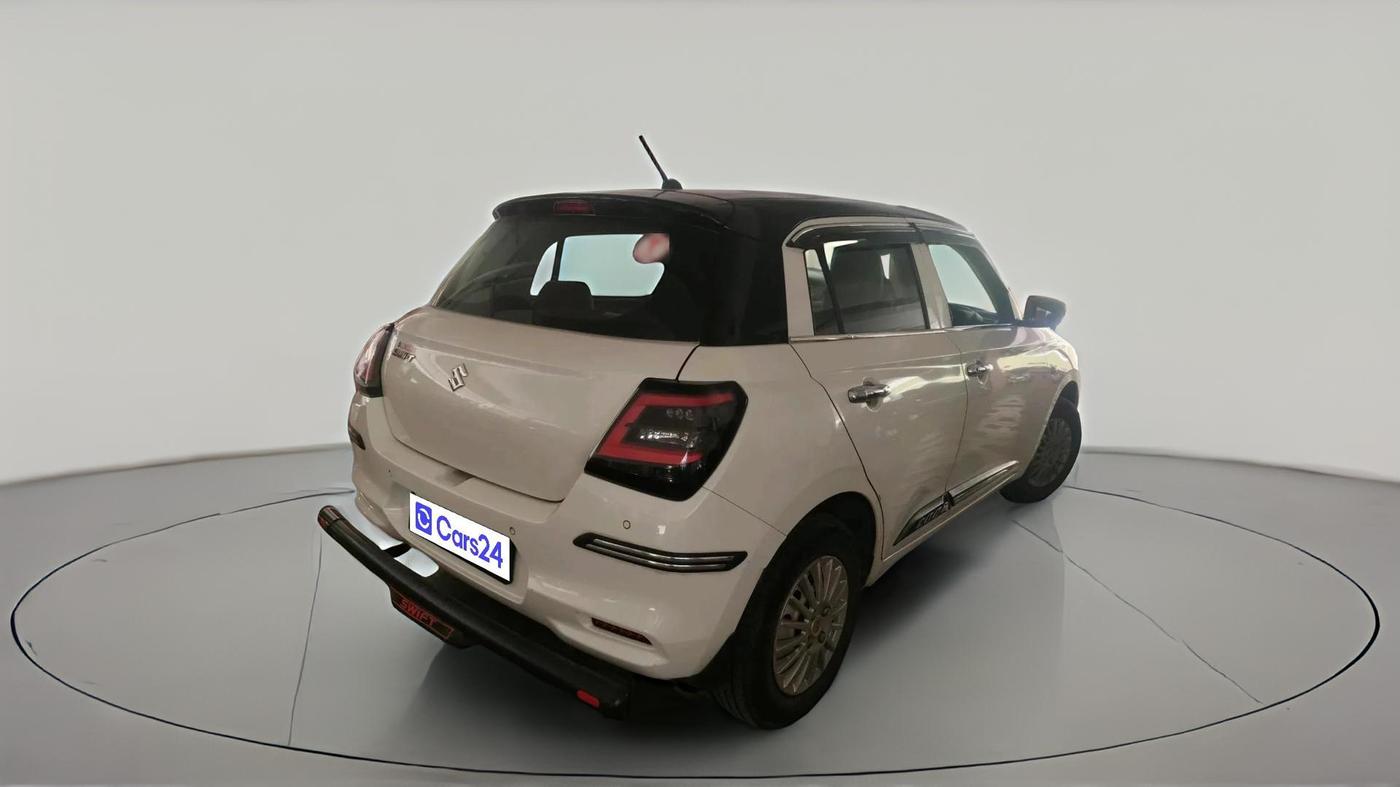 2025 Maruti Swift LXi, Petrol, Manual, 32,779 km, exterior