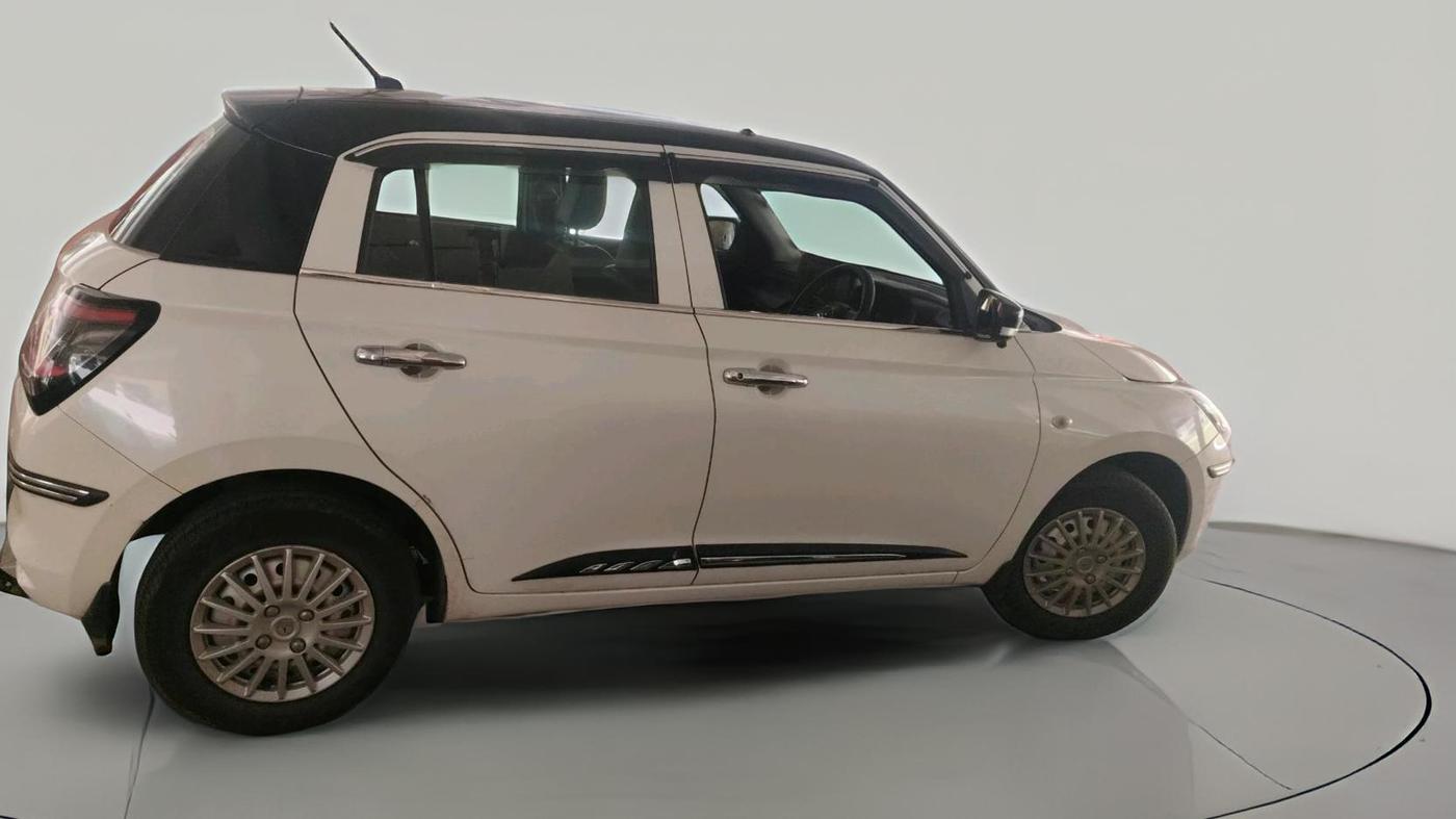 2025 Maruti Swift LXi, Petrol, Manual, 32,779 km, exterior