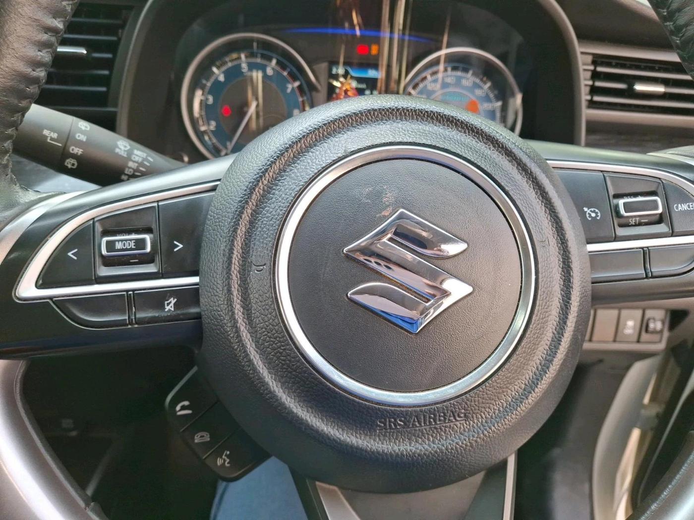 2021 Maruti XL6 ALPHA AT, Petrol, Automatic, 27,913 km, interior