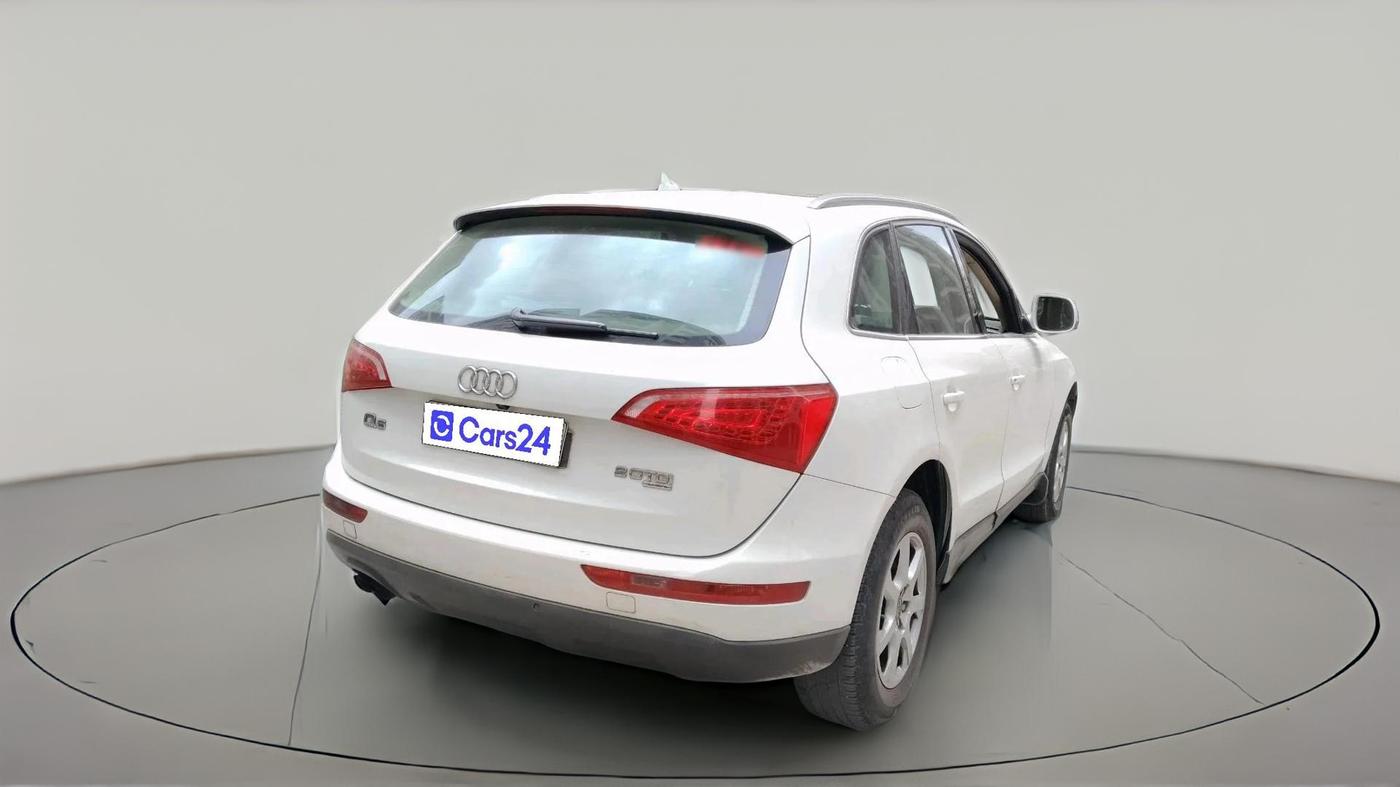 2012 Audi Q5 2.0 TDI QUATTRO, Diesel, Automatic, 1,13,155 km, exterior