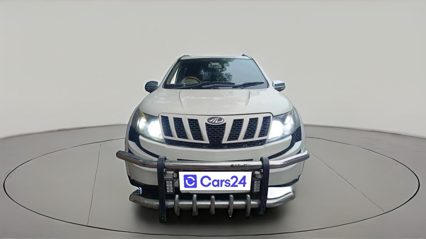 2014 Mahindra XUV500 W8, Diesel, Manual, 1,49,545 km, exterior