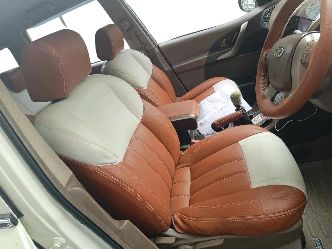 2014 Mahindra XUV500 W8, Diesel, Manual, 1,49,545 km, interior