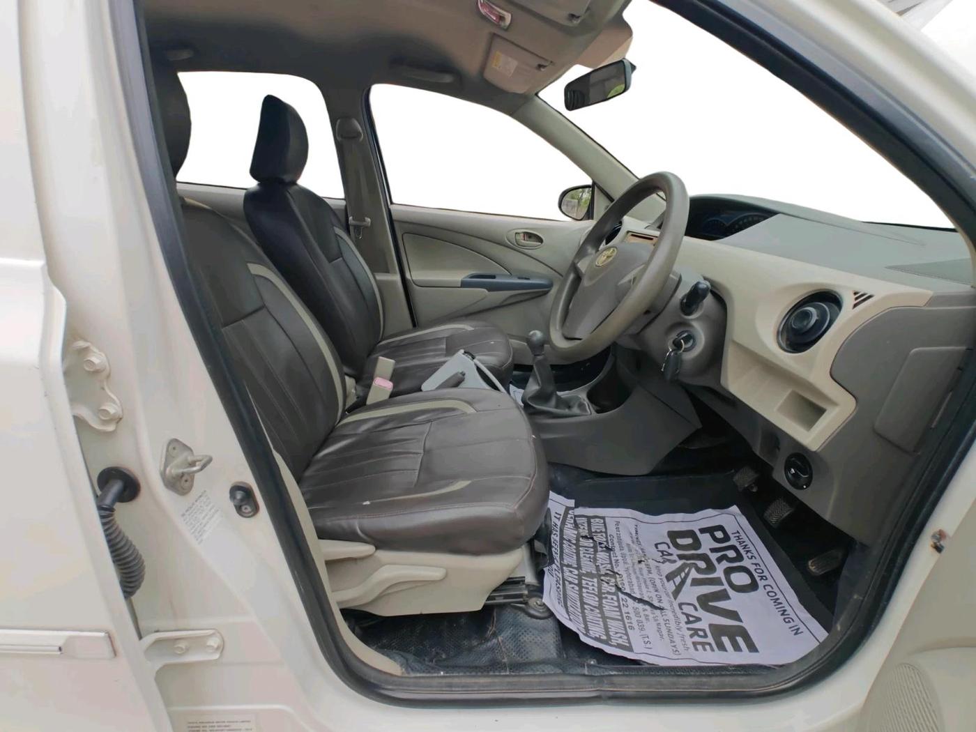 2014 Toyota Etios G, Petrol, Manual, 56,490 km, interior