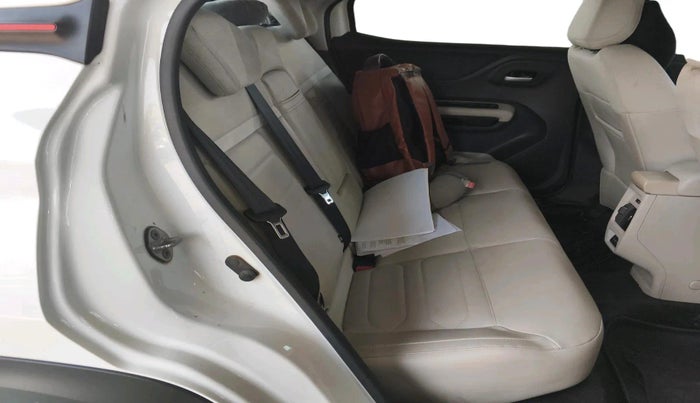 2024 CITROEN Basalt Max 1.2 Turbo Petrol MT Dual Tone, Petrol, Manual, 30,910 km, interior