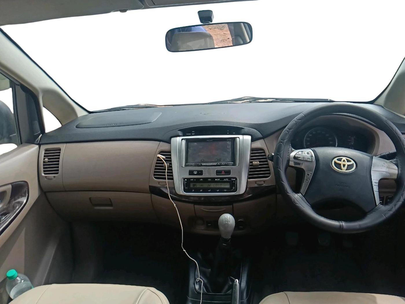 2015 Toyota Innova 2.5 ZX 7 STR, Diesel, Manual, 1,96,646 km, interior